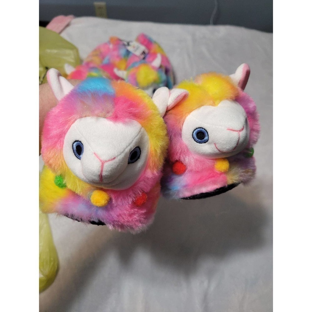 NWT Girls Llama slippers 13/1
